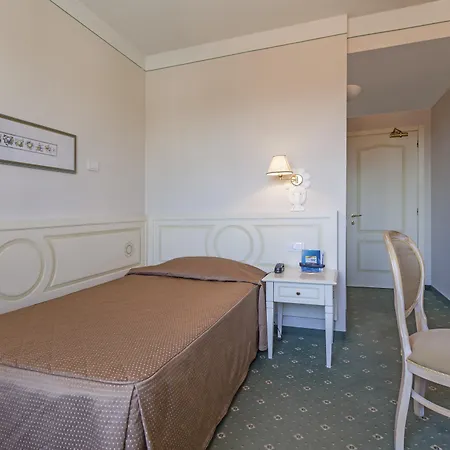 Hotel Grand Bonanno 4*